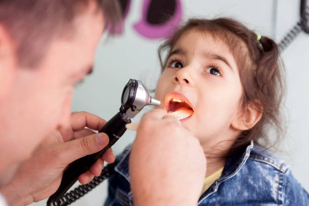 Orthodontist or Pediatric Dentist: Key Differences and Choosing Wisely